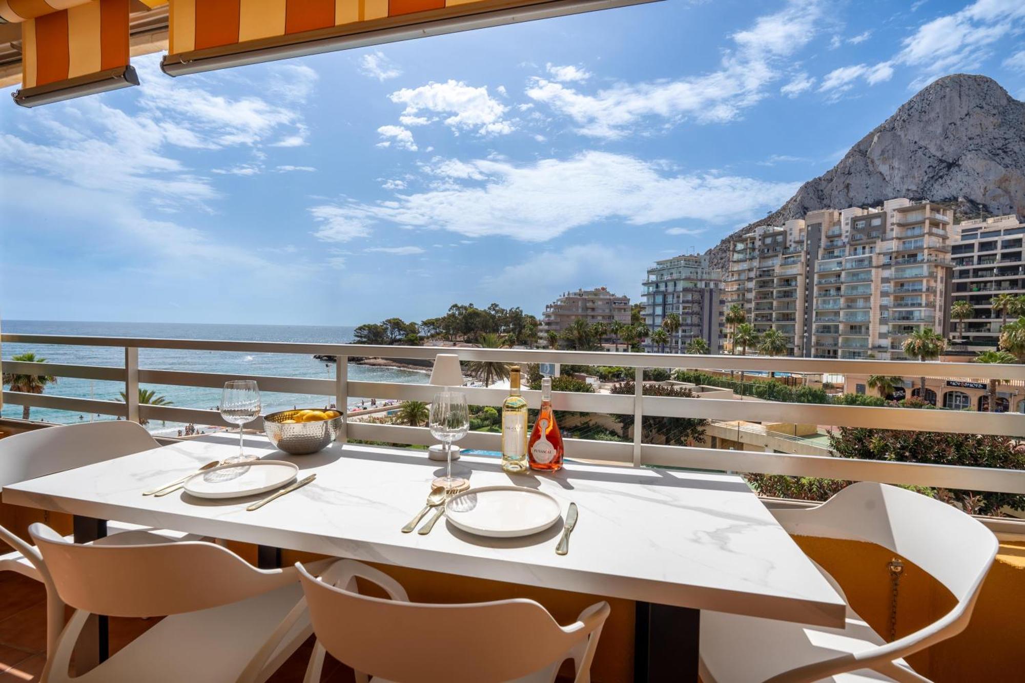 Voramar II On The Beach Calpe Exteriör bild